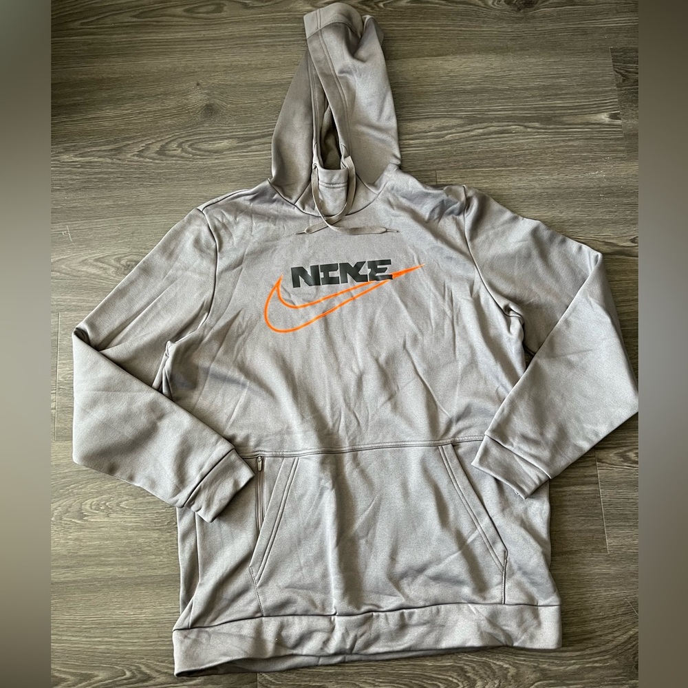 NWOT Men’s Nike Sweater Size L